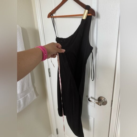 Calvin Klein Dresses & Skirts - Calvin Klein One Shoulder Little Black Dress in Small